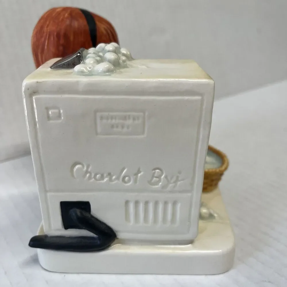 GOEBEL CHARLOT BYJ 74 REDHEAD AT WORK WASH DAY FIGURINE 1975 - Picture 3 of 5